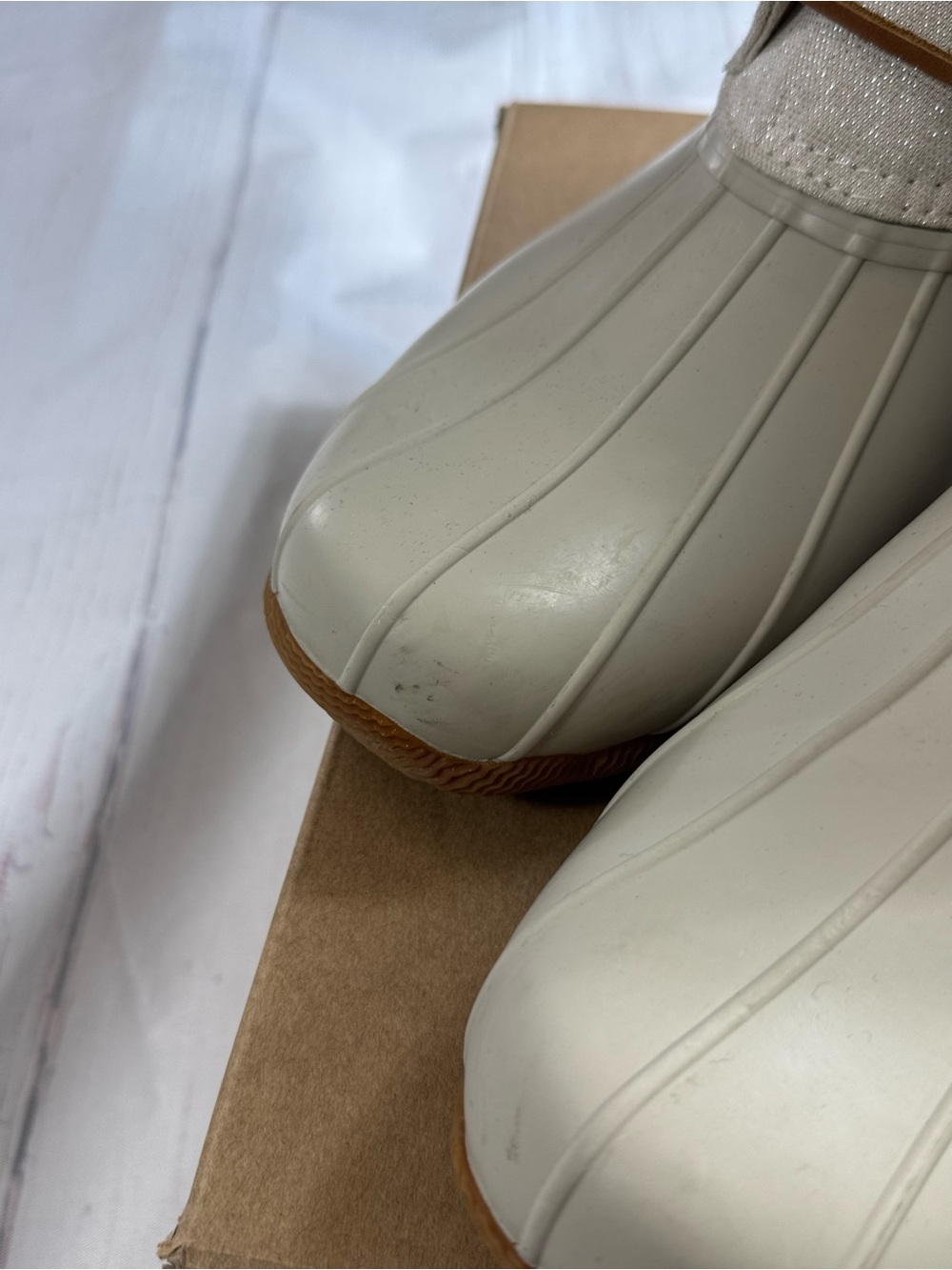 Sperry Saltwater Metallic Ivory Duck Boots – Women’s Size 12 - Picture 7 of 12